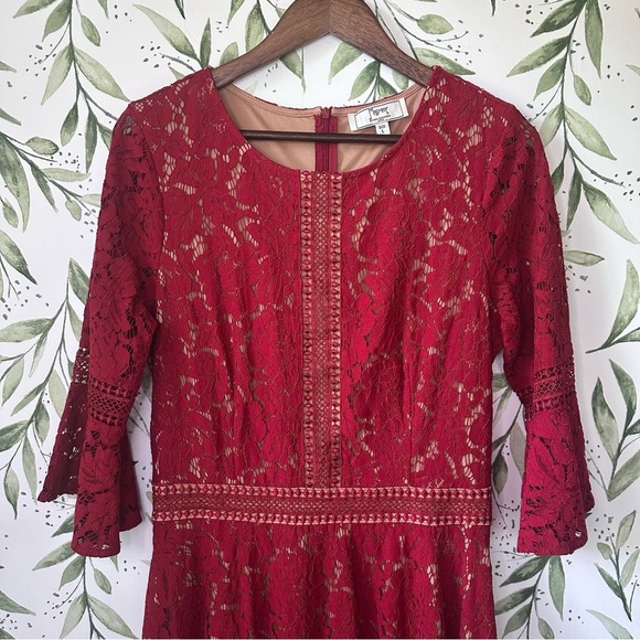Miss May Lace Bell Sleeve Dress. Red. Large. - Picture 2 of 11